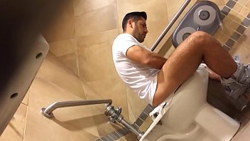 Spying a straight Guy Jaking off at restroom