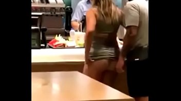 He tries to fuck his girlfriend in the waiting queue of a burger