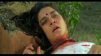 Anita Ayub f. in Hindi Movie Gangster