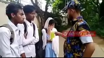 Bangladeshi School Girl and Boy Fuck catch police